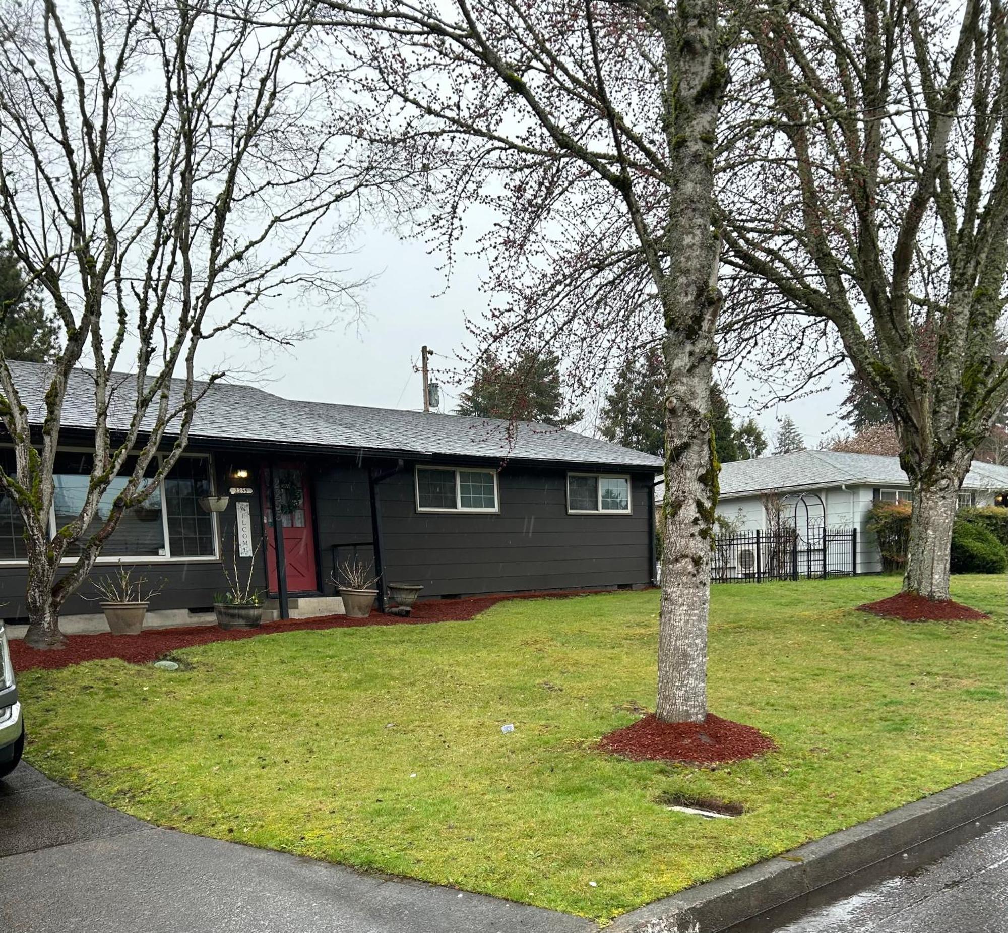 Emerald City 3 Bedroom 1 Bath Home Eugene Kültér fotó